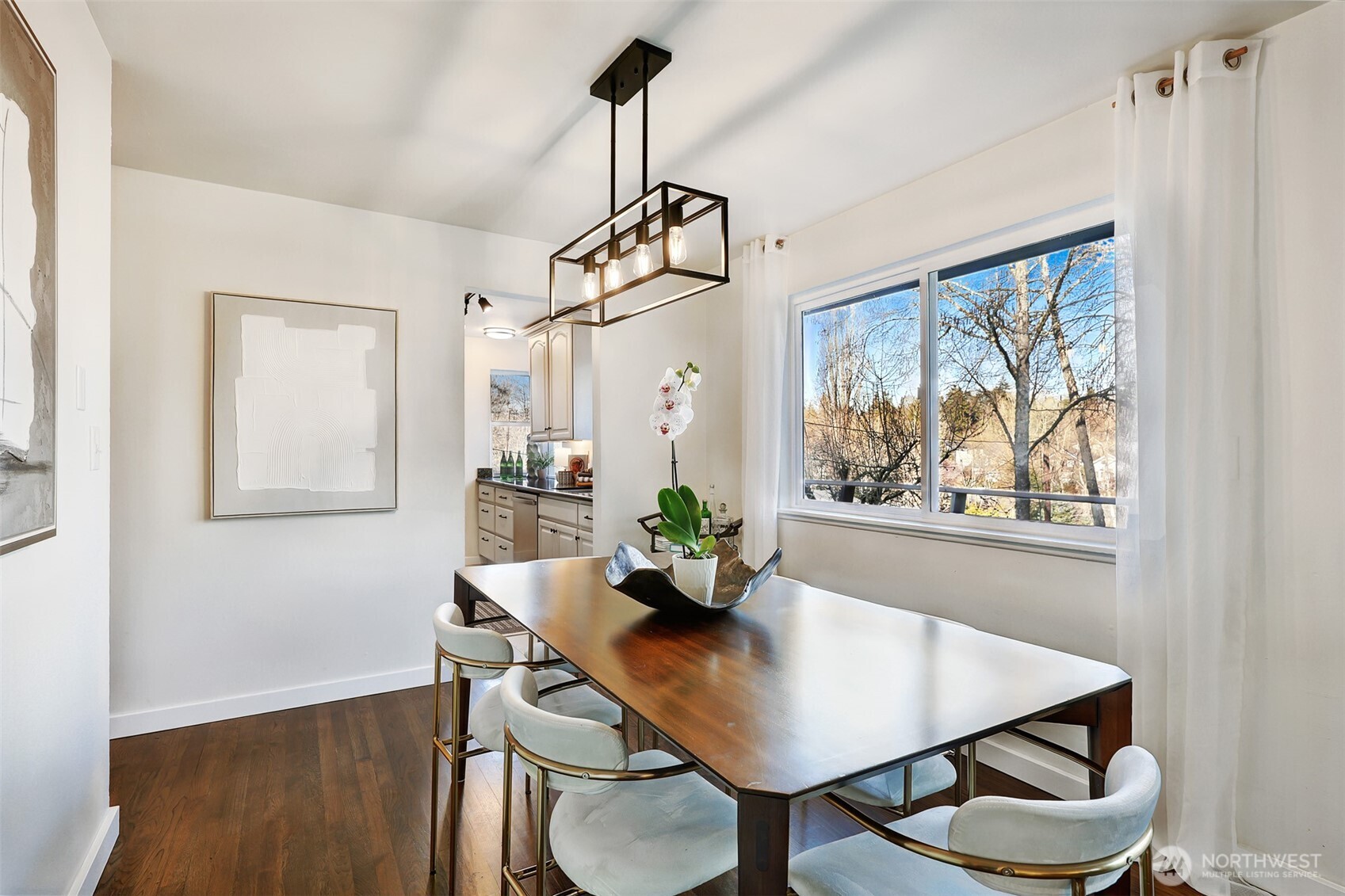 6346 26th Avenue SW, Seattle, WA 98106-1667