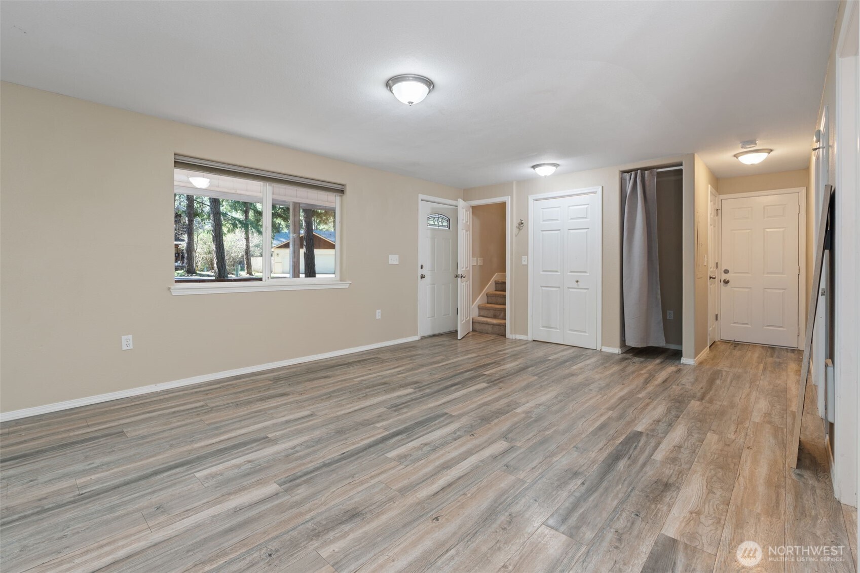 22424 Bluewater Drive SE, Yelm, WA 98597-9377