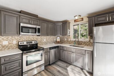 22424 Bluewater Drive SE, Yelm, WA 98597-9377 - Photo 9