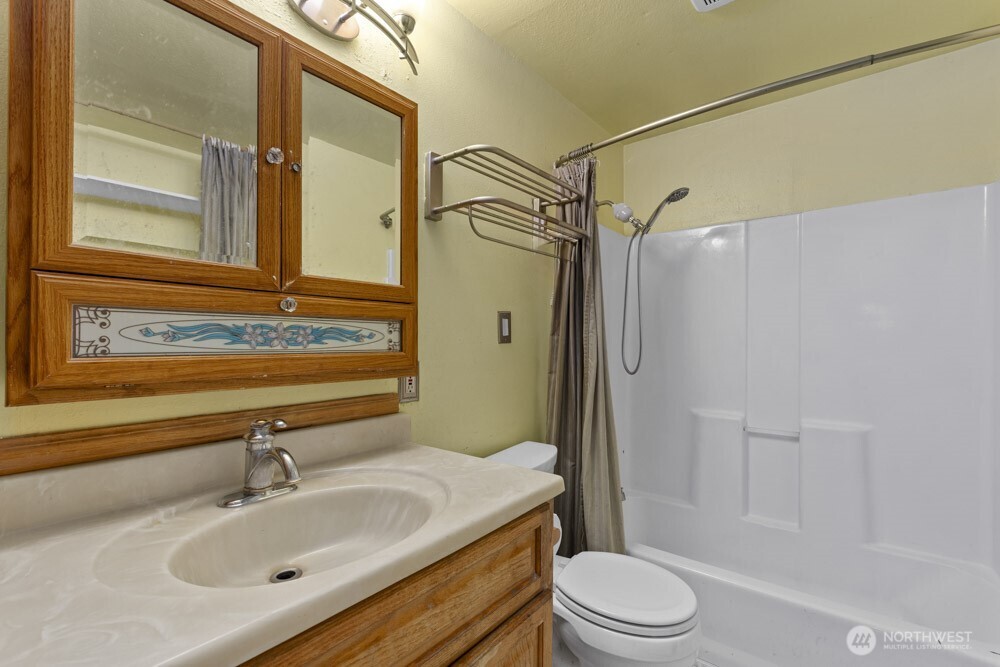 1306 S Monroe Street , Tacoma, WA 98405