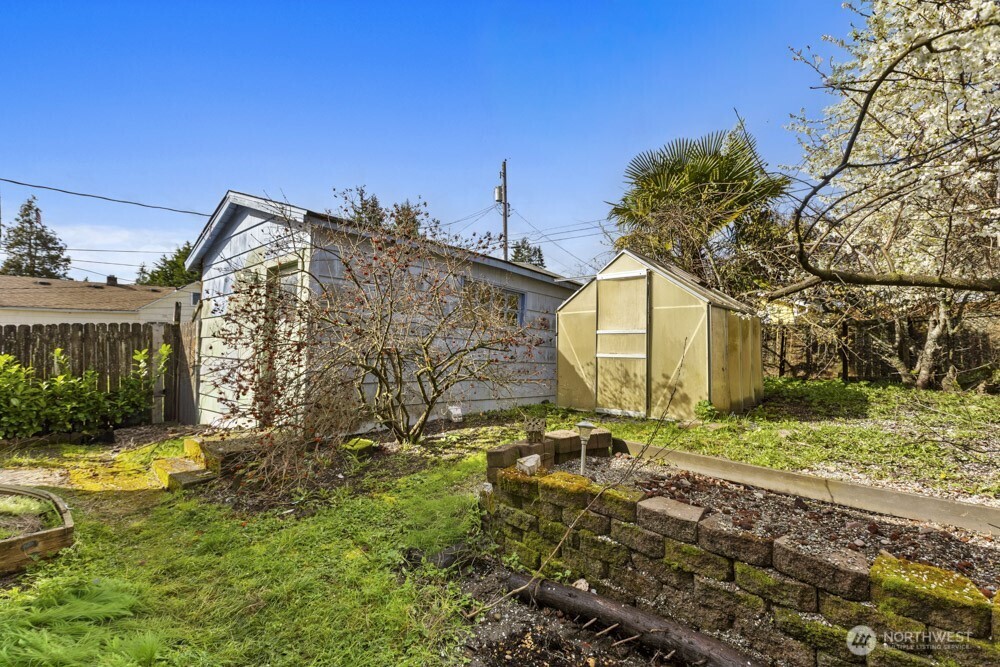 1306 S Monroe Street , Tacoma, WA 98405