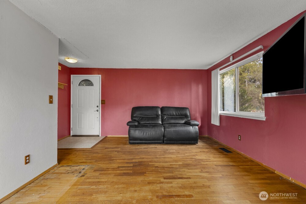 1306 S Monroe Street , Tacoma, WA 98405