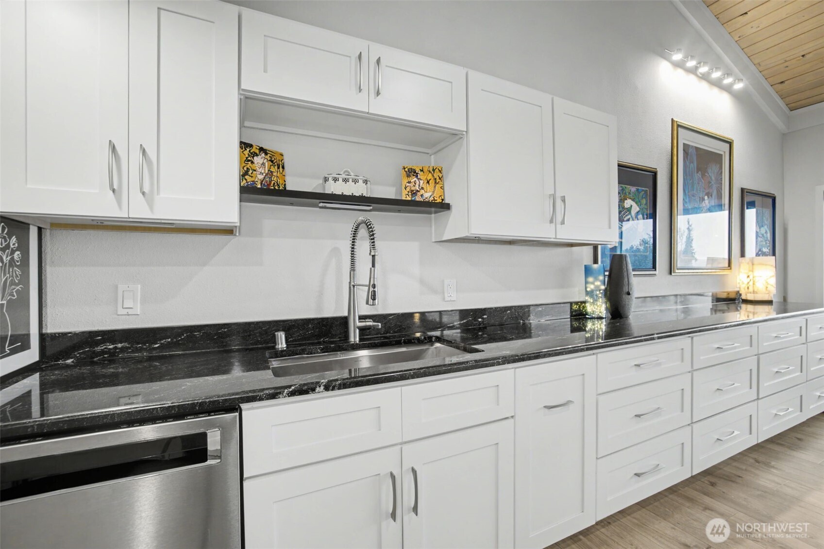 28313 Redondo Way S #310, Des Moines, WA 98198