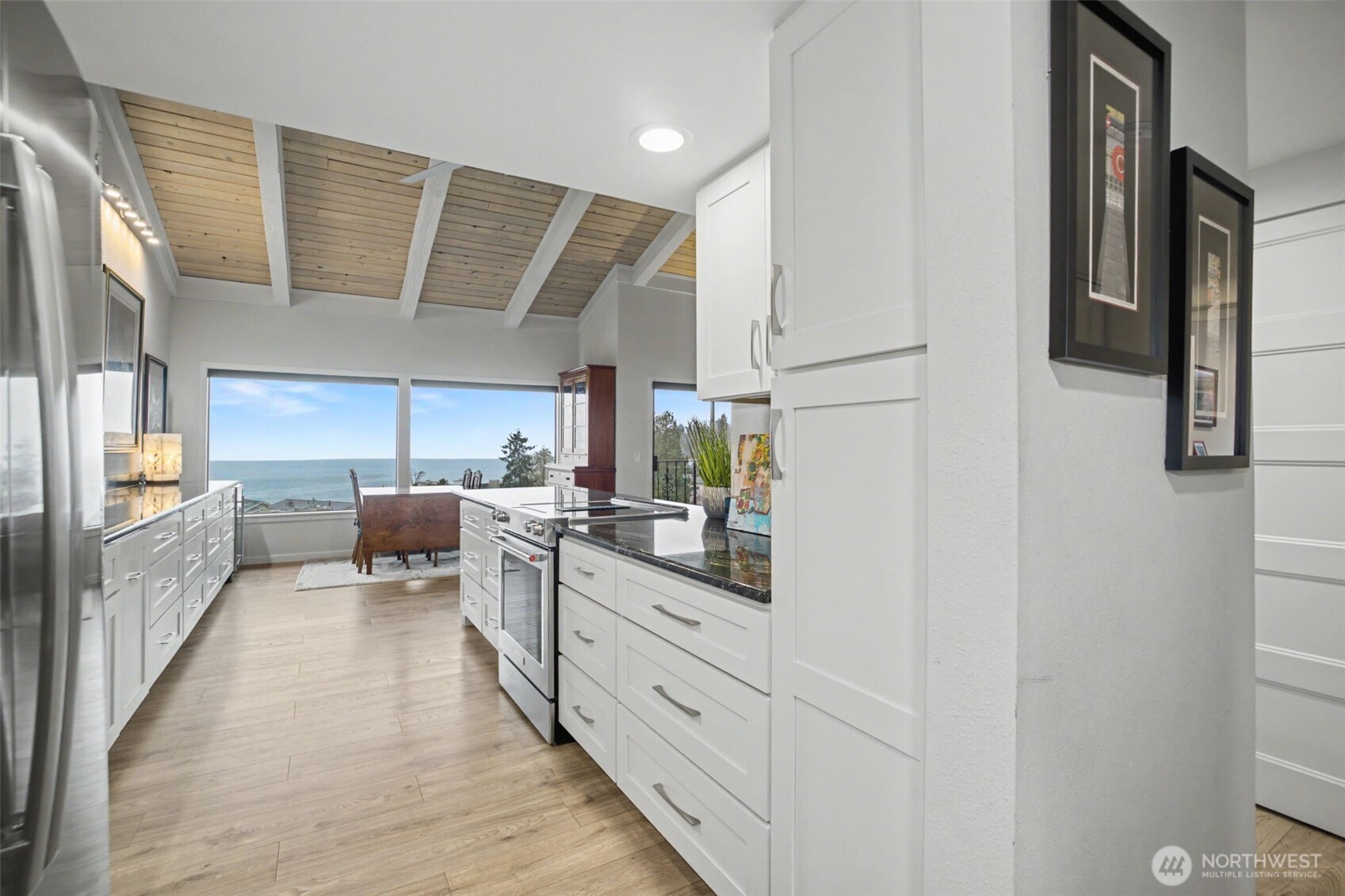 28313 Redondo Way S #310, Des Moines, WA 98198