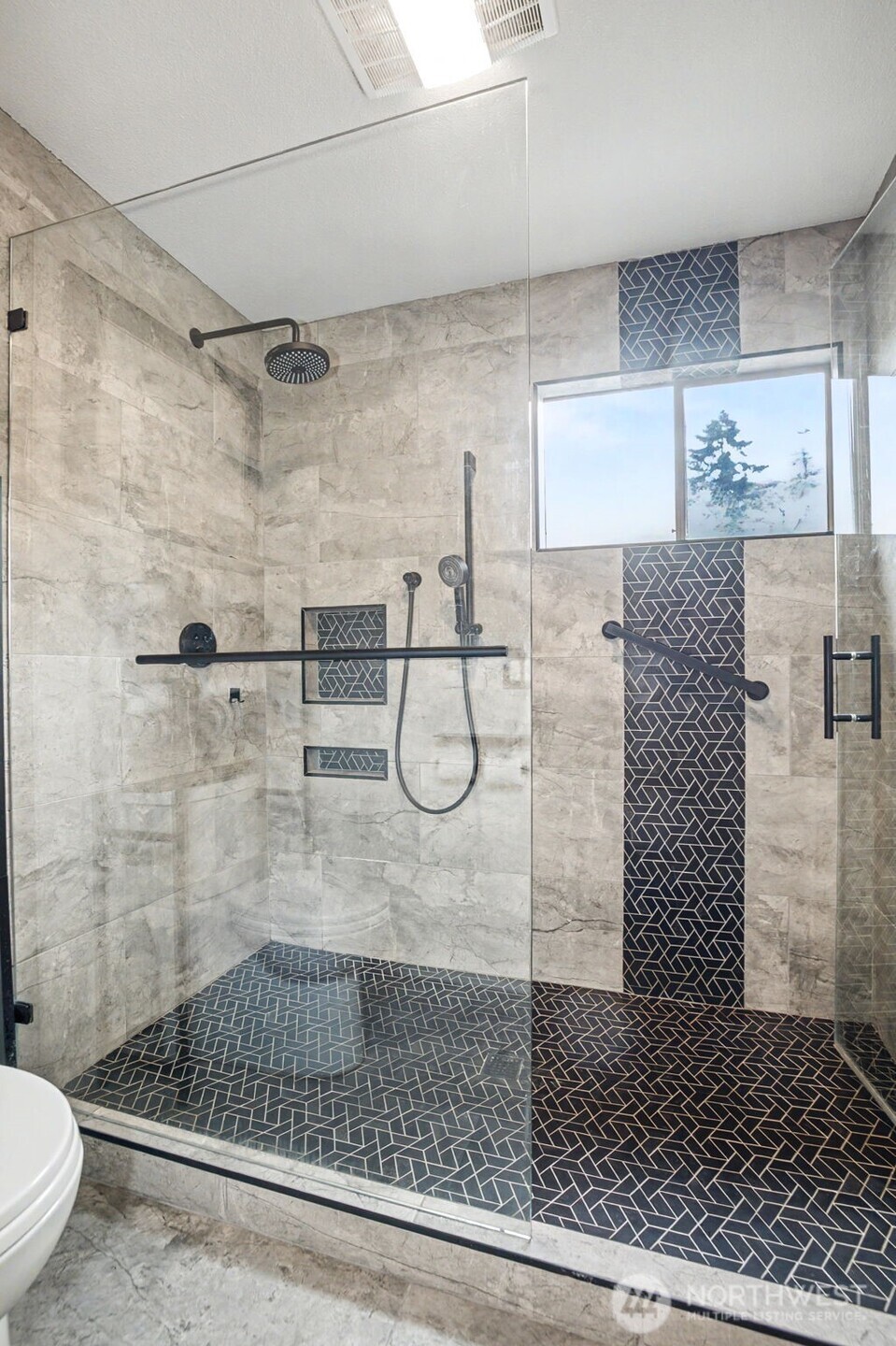 28313 Redondo Way S #310, Des Moines, WA 98198