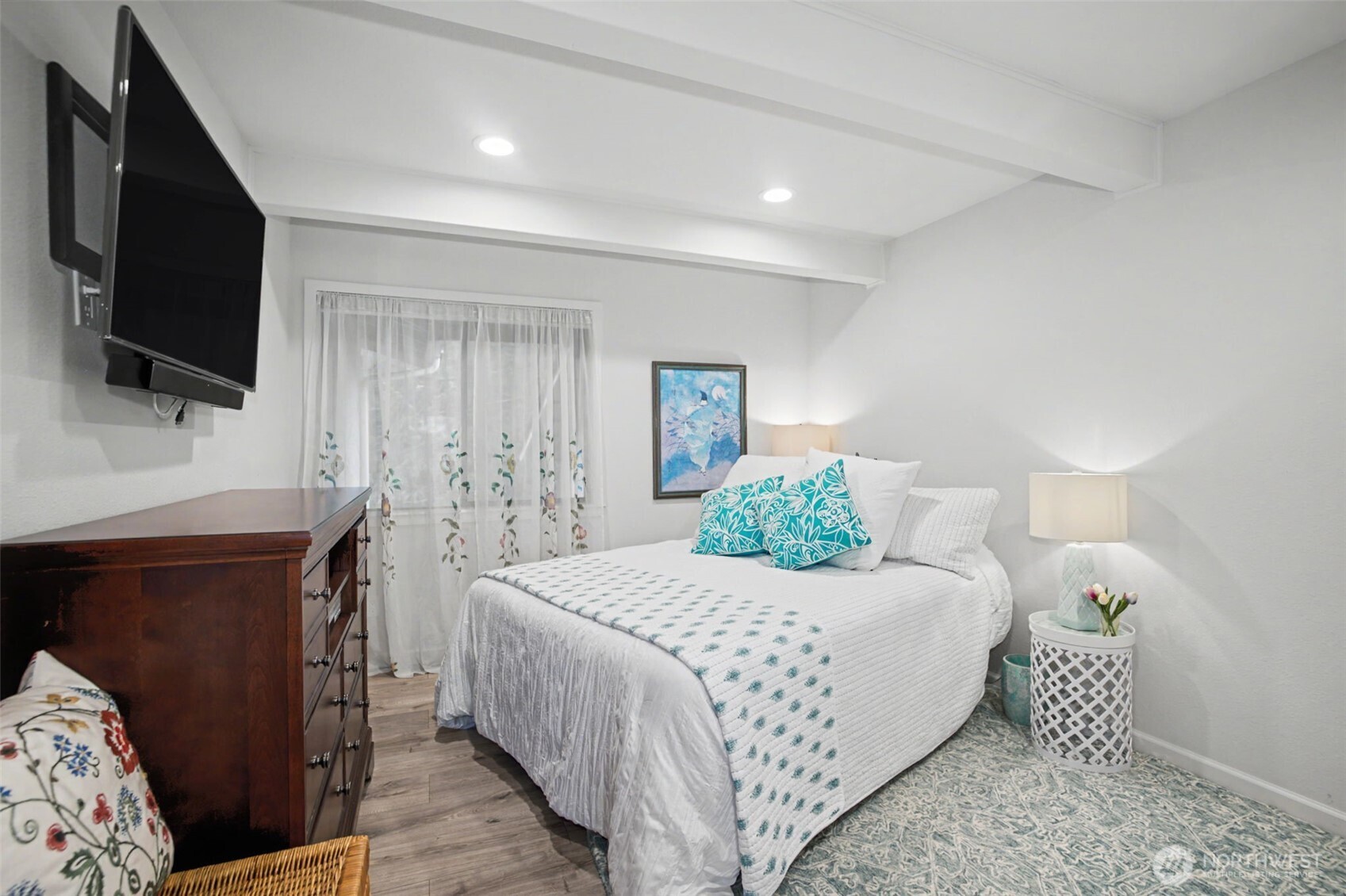 28313 Redondo Way S #310, Des Moines, WA 98198