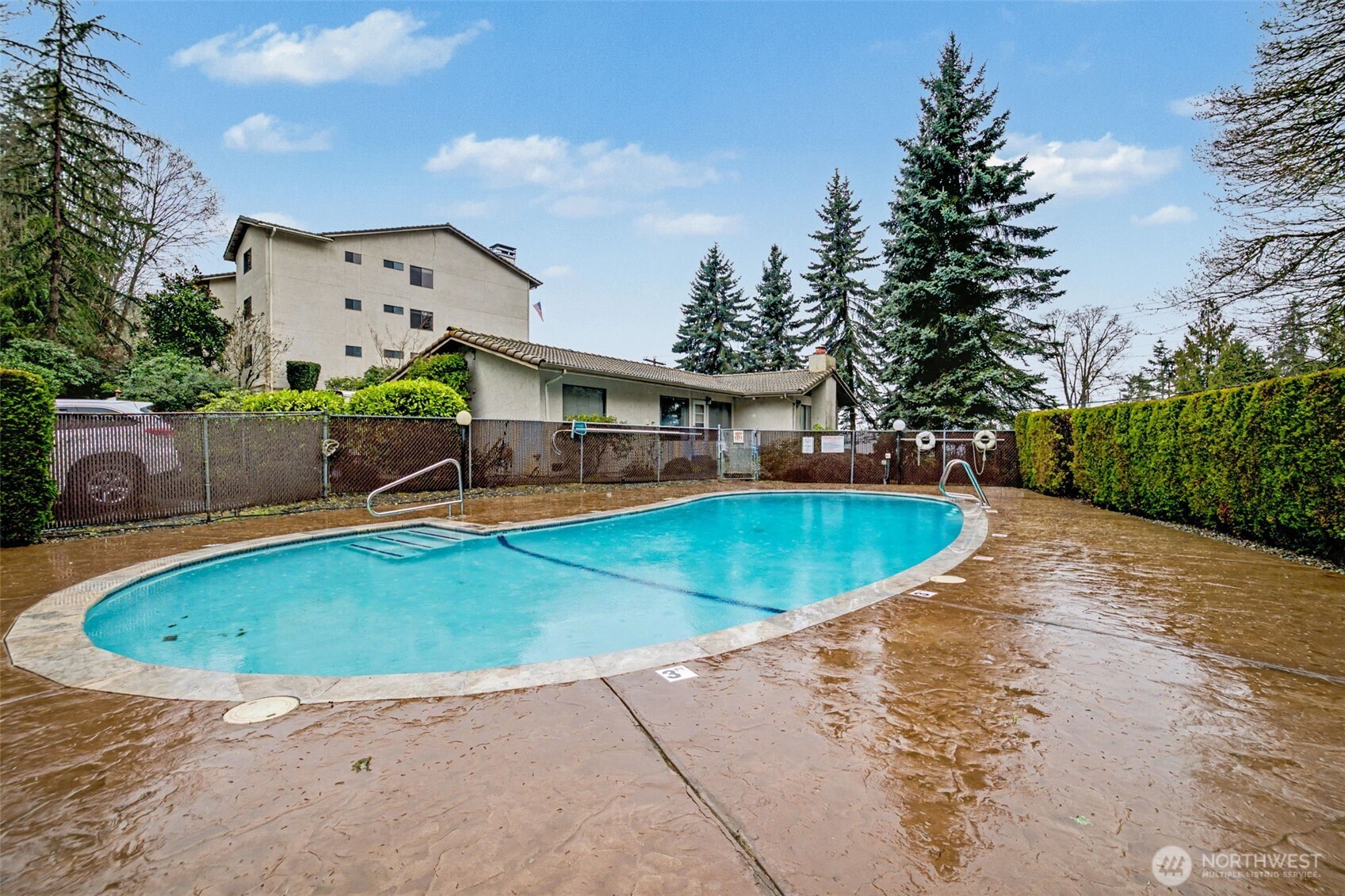 28313 Redondo Way S #310, Des Moines, WA 98198