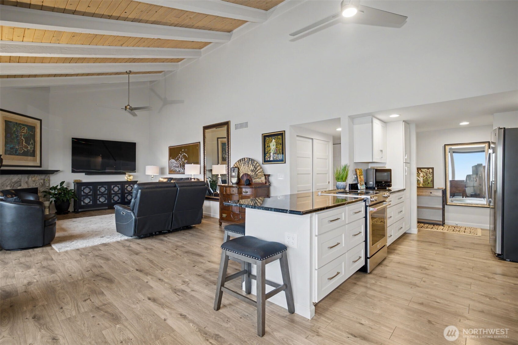 28313 Redondo Way S #310, Des Moines, WA 98198