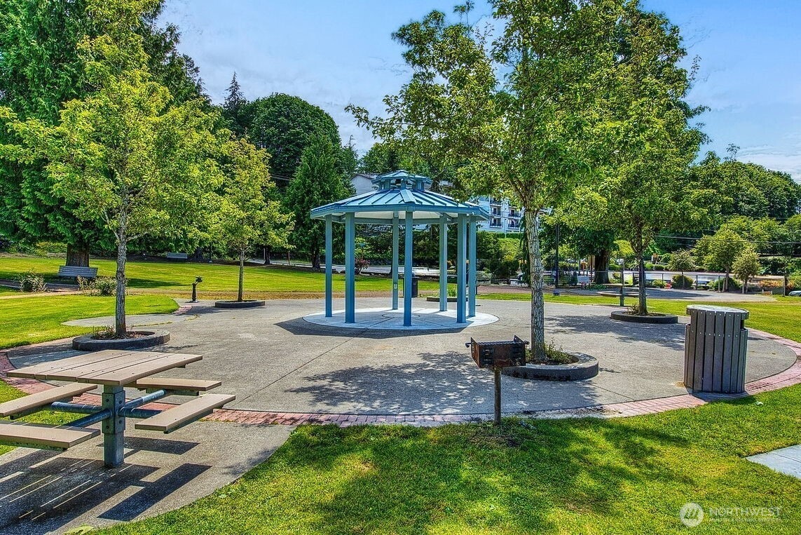 28313 Redondo Way S #310, Des Moines, WA 98198