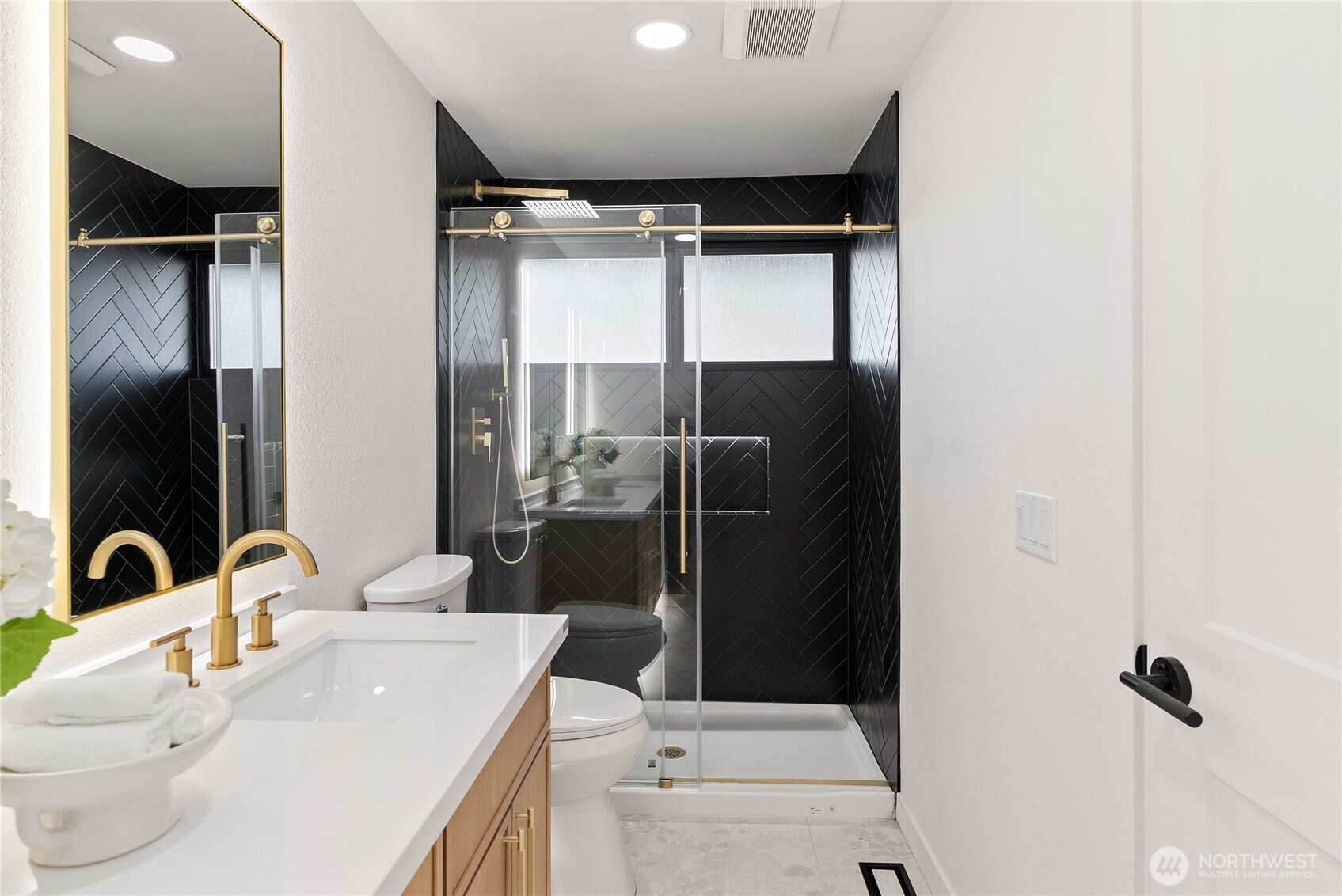 5310 144th Place SW, Edmonds, WA 98026-3825