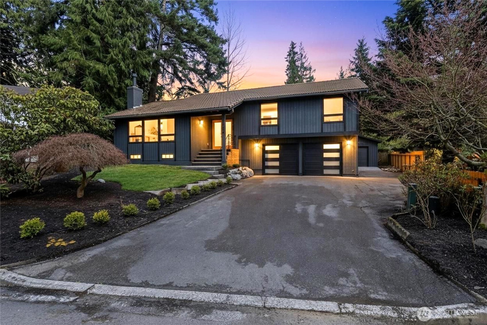 5310 144th Place SW, Edmonds, WA 98026-3825