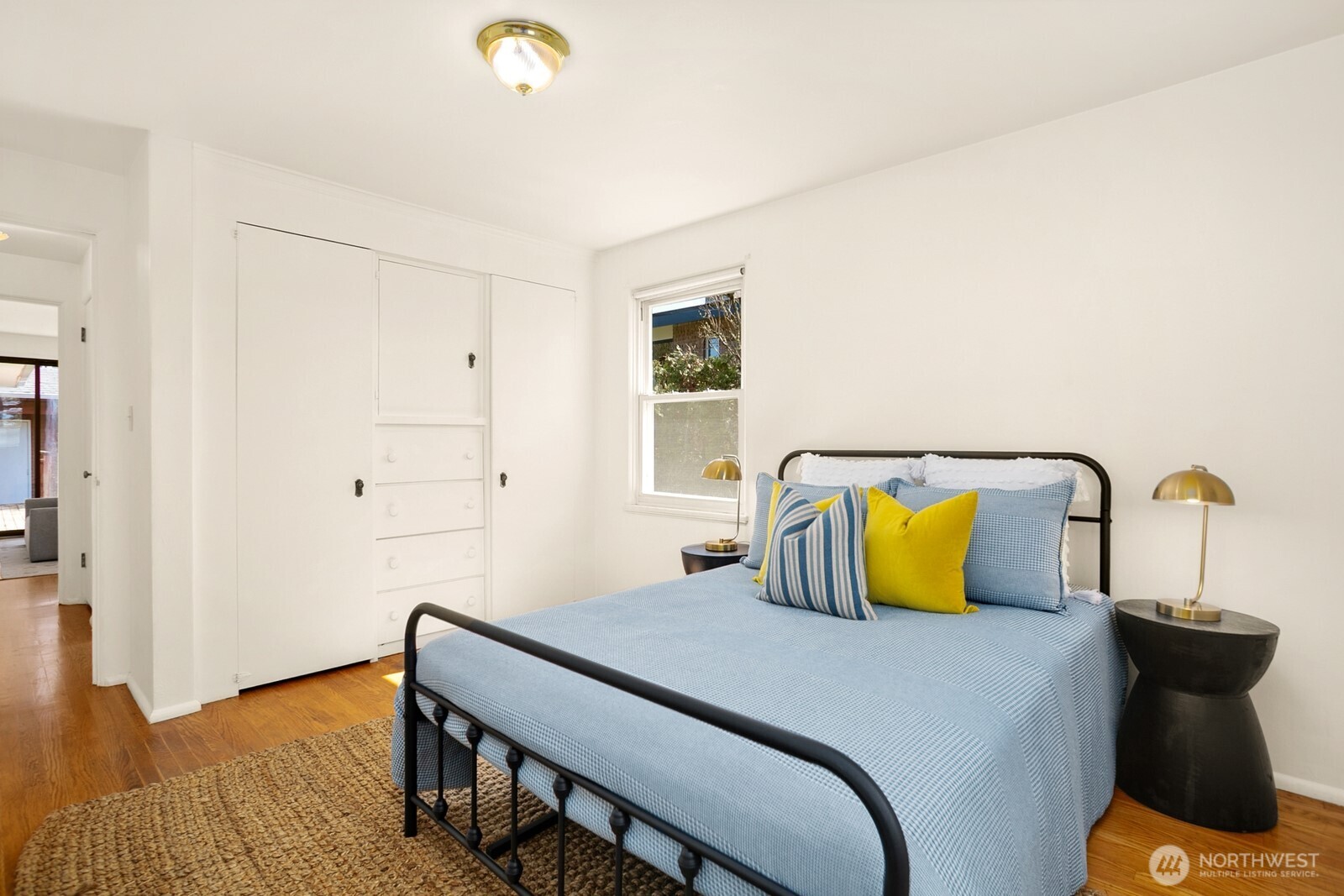 4015 W Prosper Street , Seattle, WA 98199