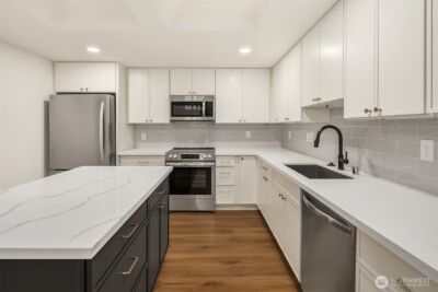 2032 NE 123rd Street , Seattle, WA 98125 - Photo 11