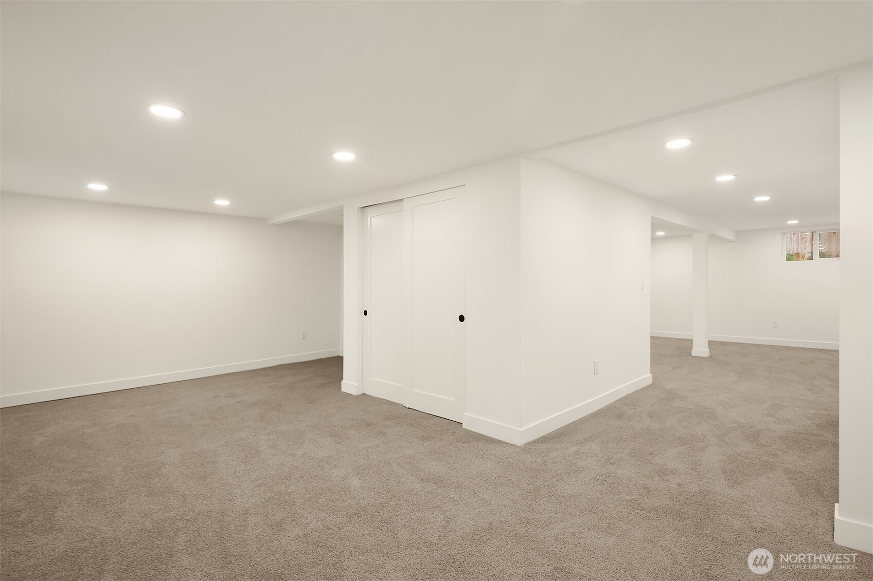 2032 NE 123rd Street , Seattle, WA 98125