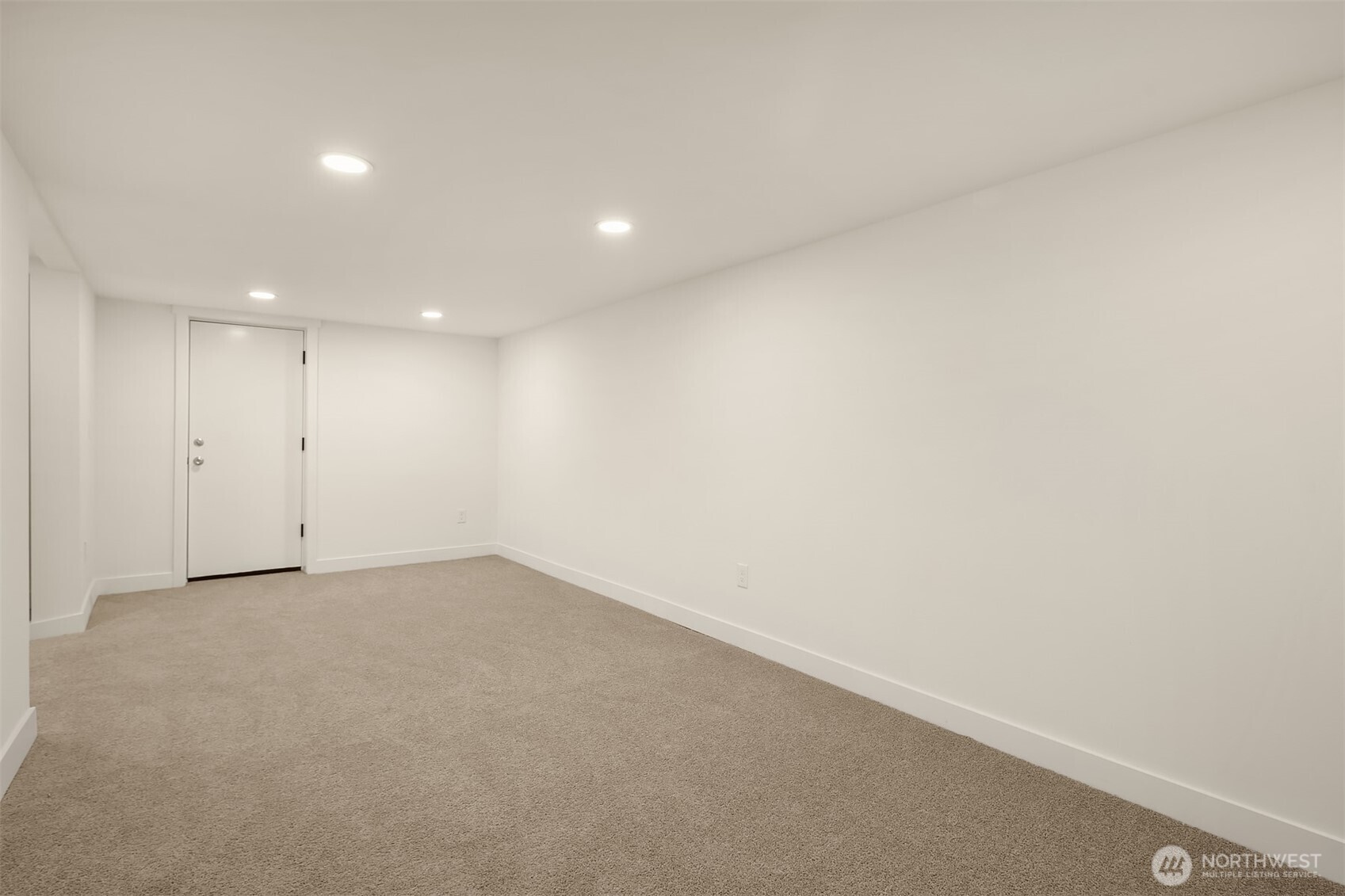 2032 NE 123rd Street , Seattle, WA 98125