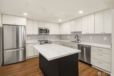 2032 NE 123rd Street , Seattle, WA 98125 - Photo 8