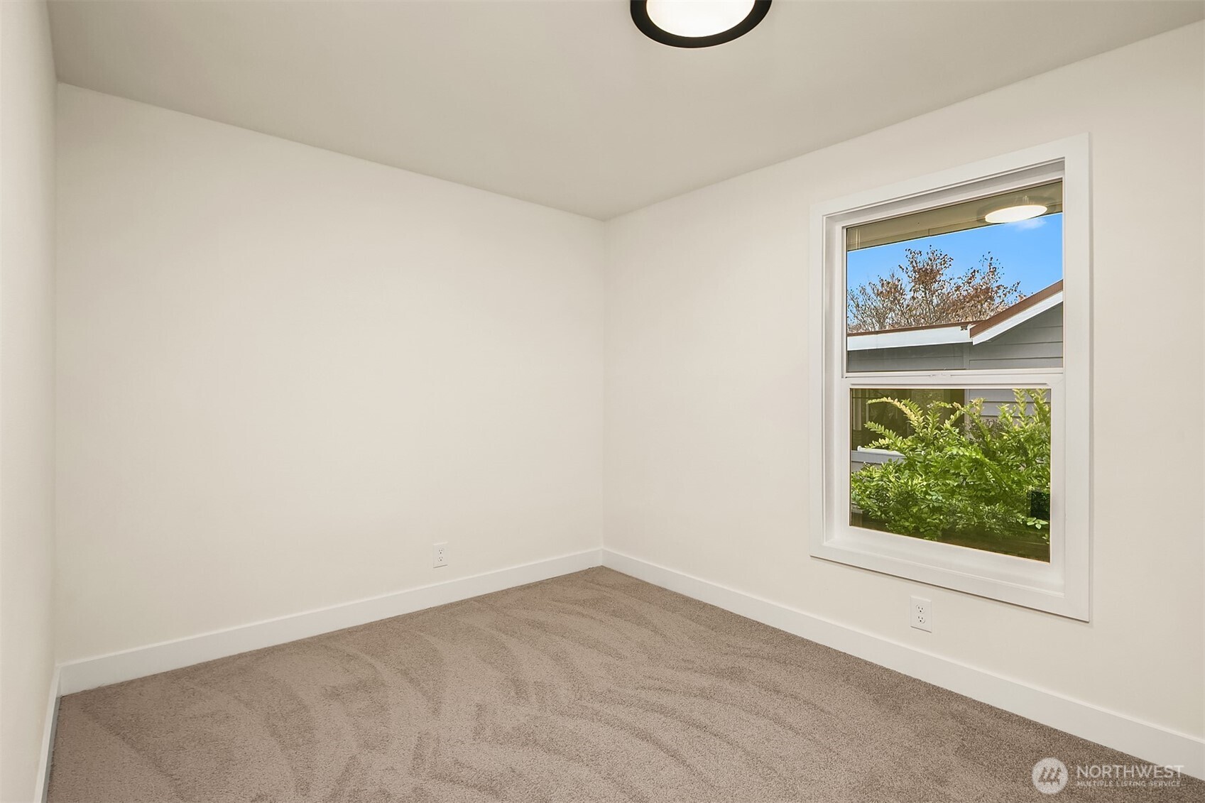 2032 NE 123rd Street , Seattle, WA 98125