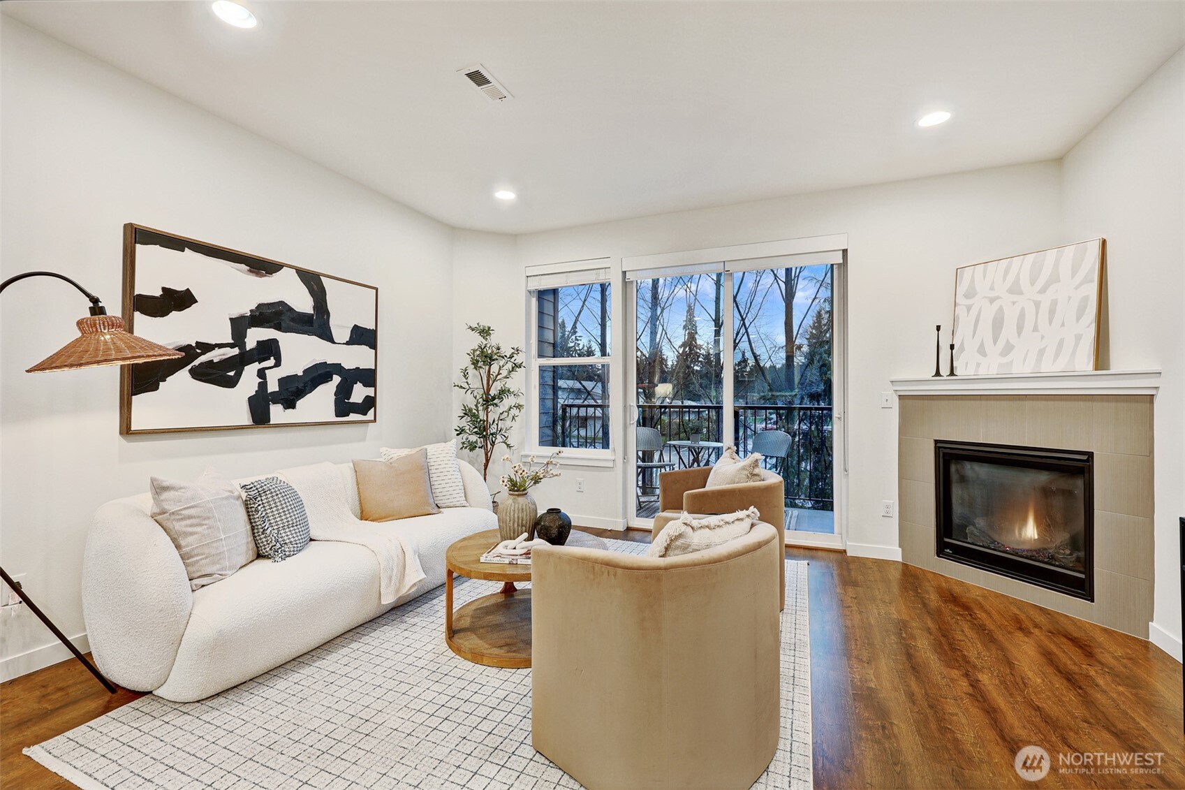 7909 229th Place SW #B, Edmonds, WA 98026