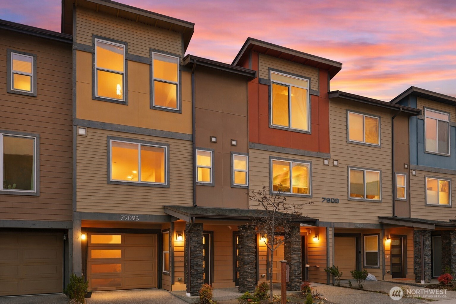 7909 229th Place SW #B, Edmonds, WA 98026