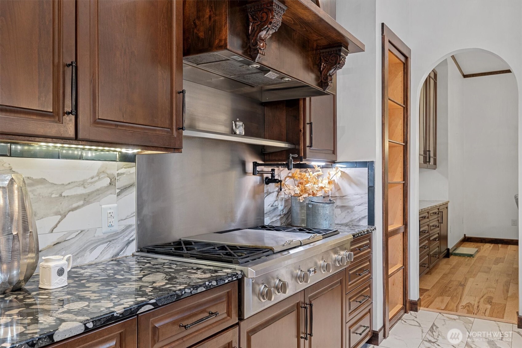 1059 Evergreen Lane , Freeland, WA 98249