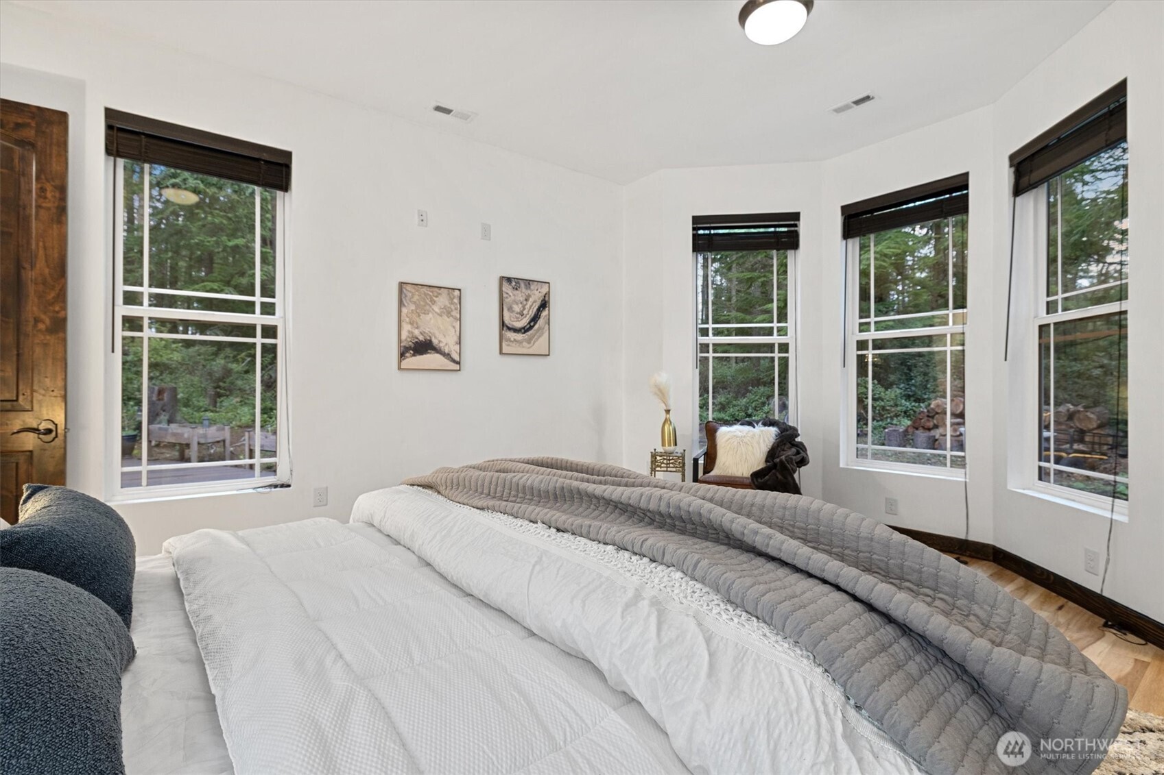 1059 Evergreen Lane , Freeland, WA 98249