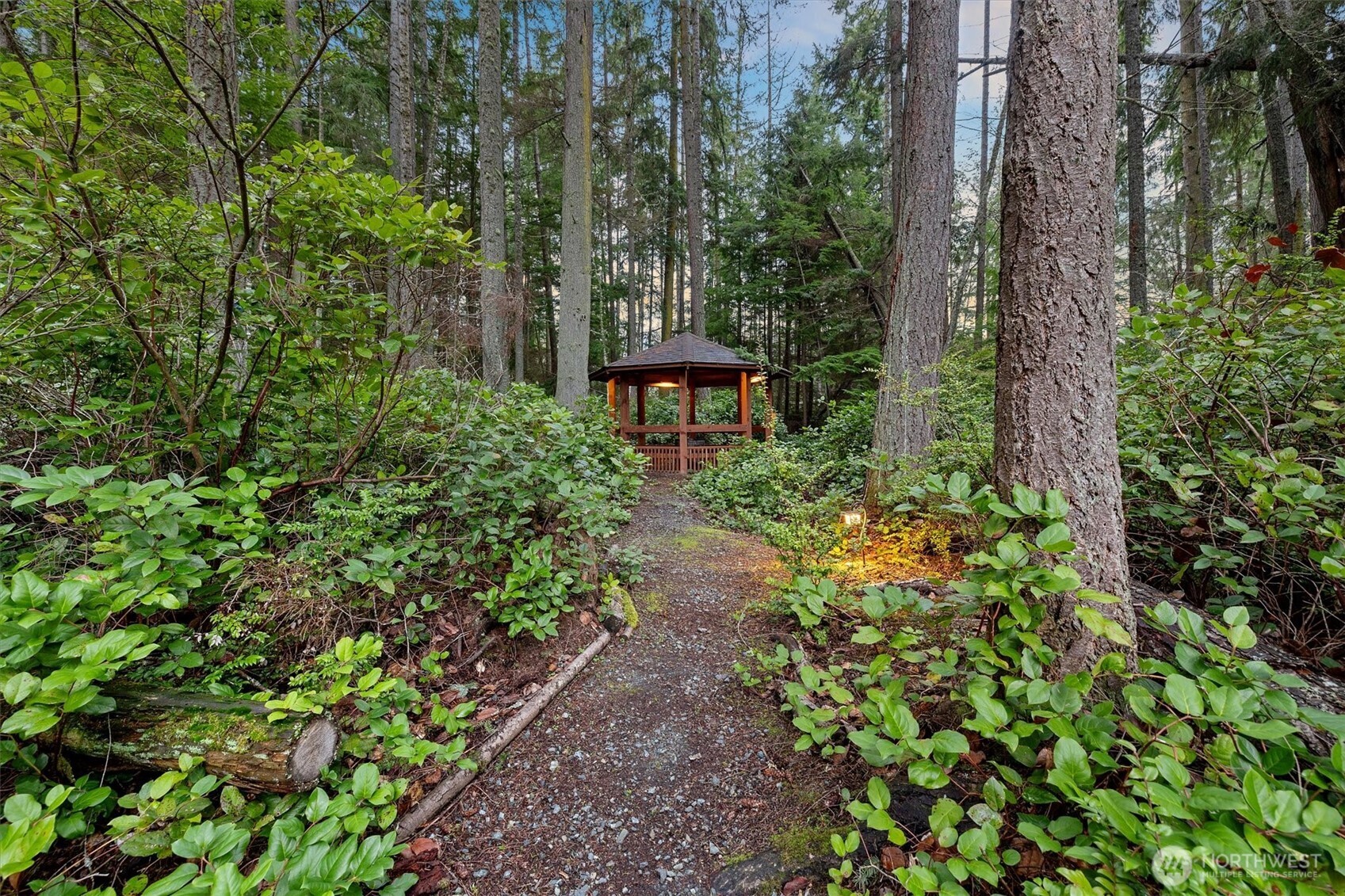 1059 Evergreen Lane , Freeland, WA 98249