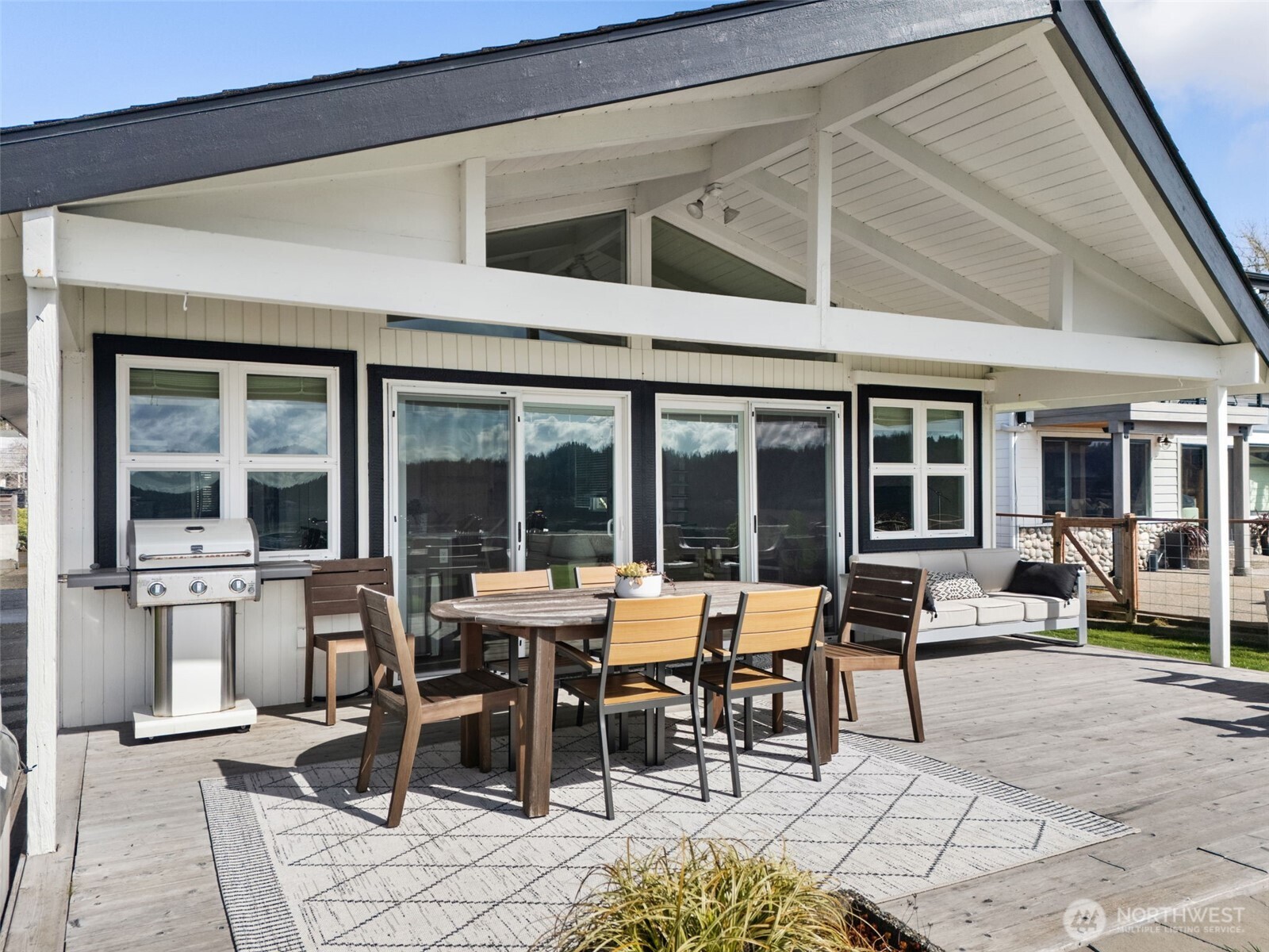 101 NE Lynnwood Loop , Belfair, WA 98528