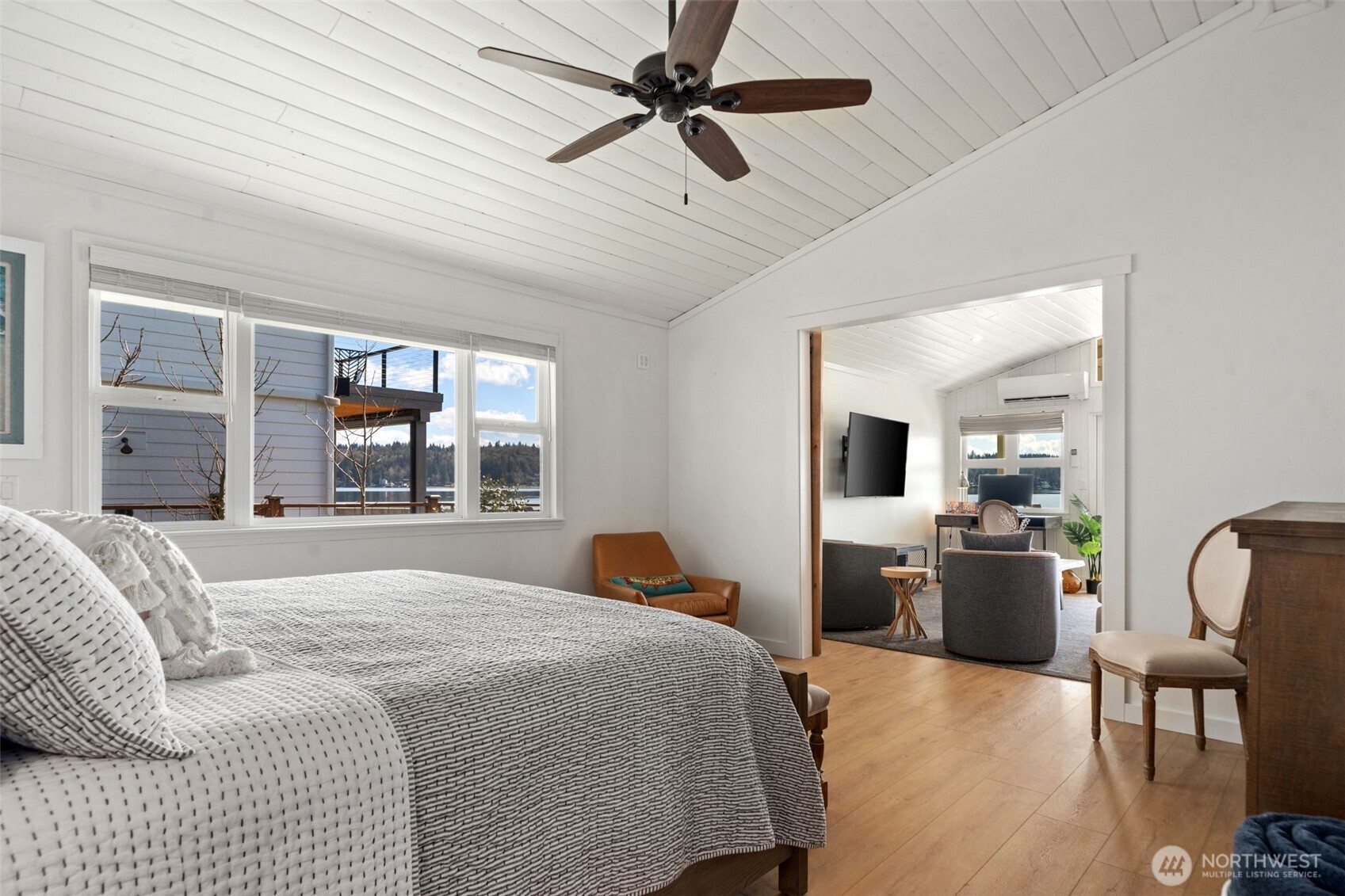 101 NE Lynnwood Loop , Belfair, WA 98528