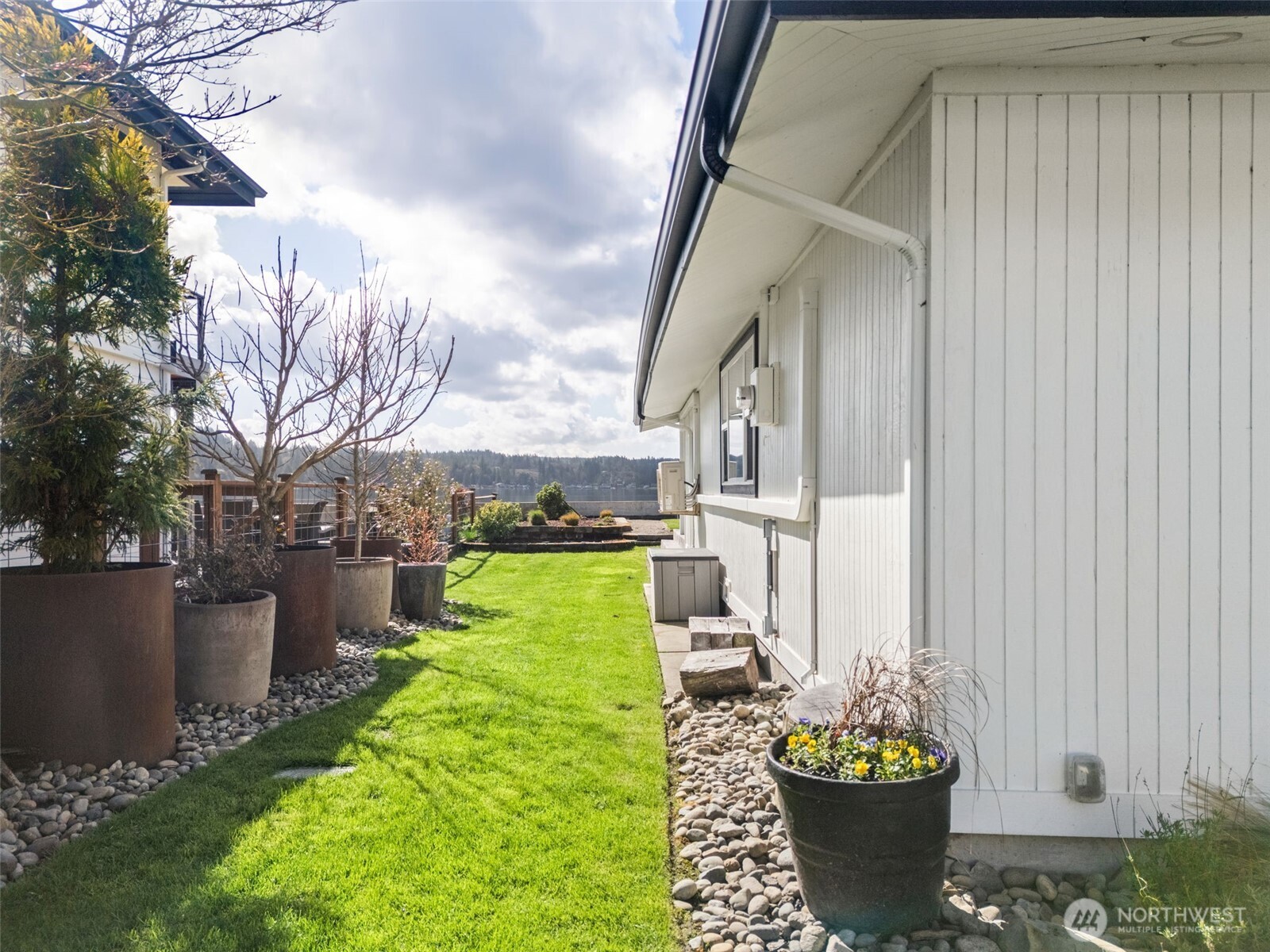 101 NE Lynnwood Loop , Belfair, WA 98528