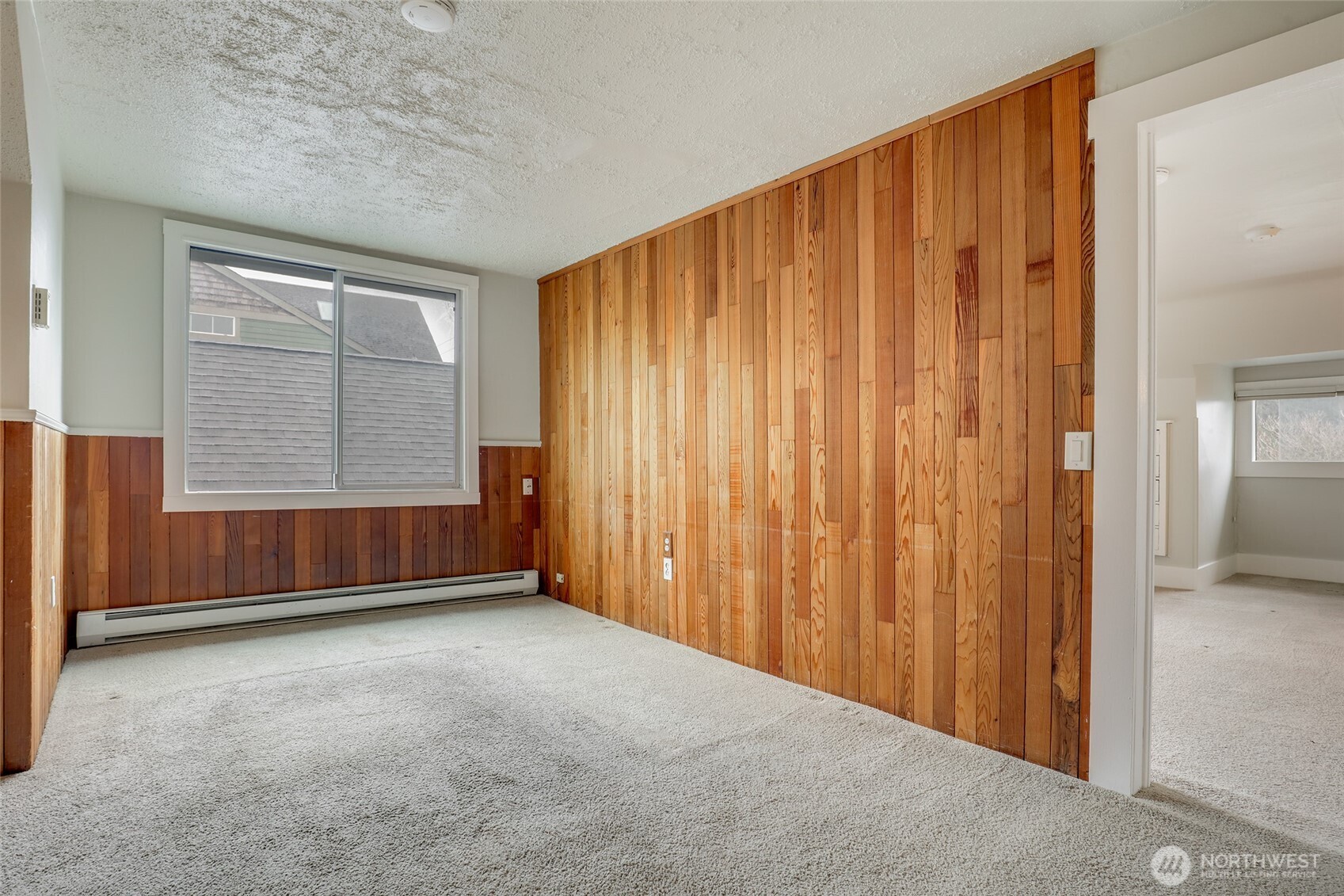 5248 11th Avenue NE, Seattle, WA 98105