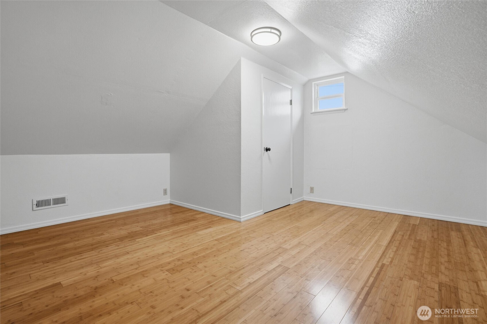 403 S Lafayette Avenue , Bremerton, WA 98312