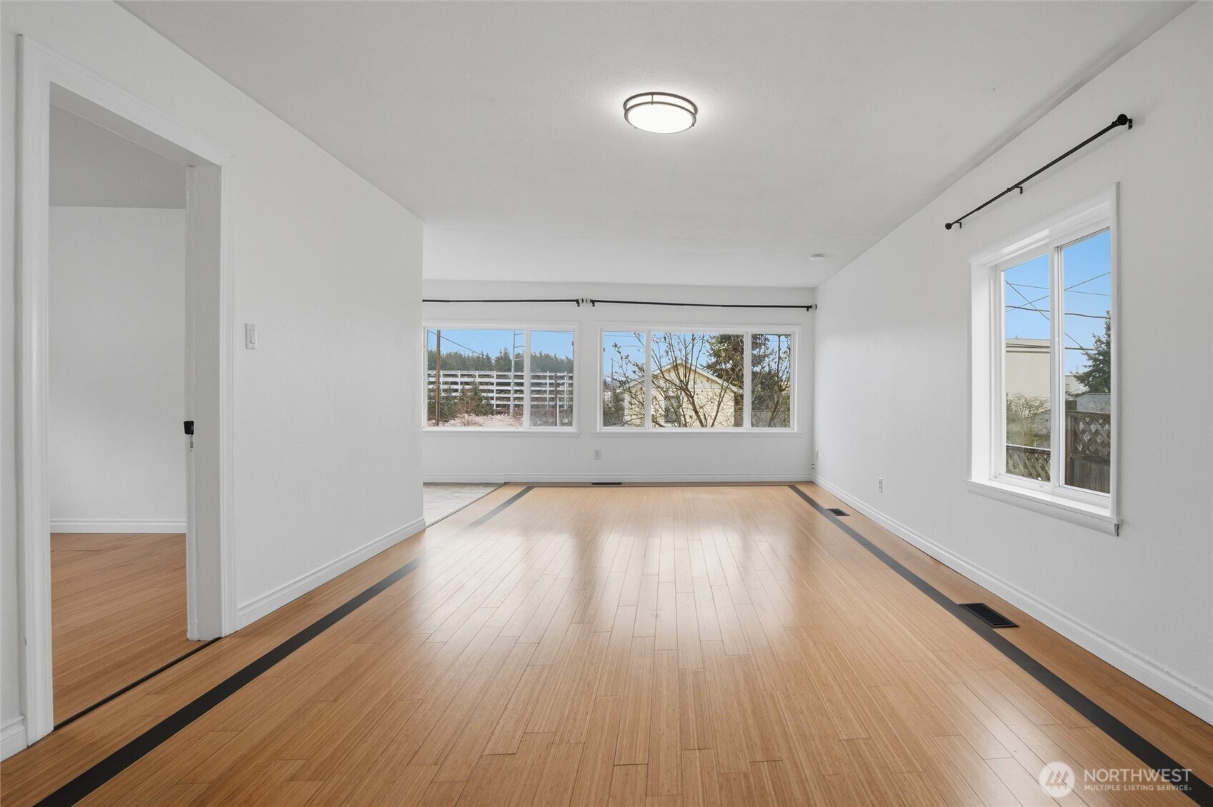 403 S Lafayette Avenue , Bremerton, WA 98312