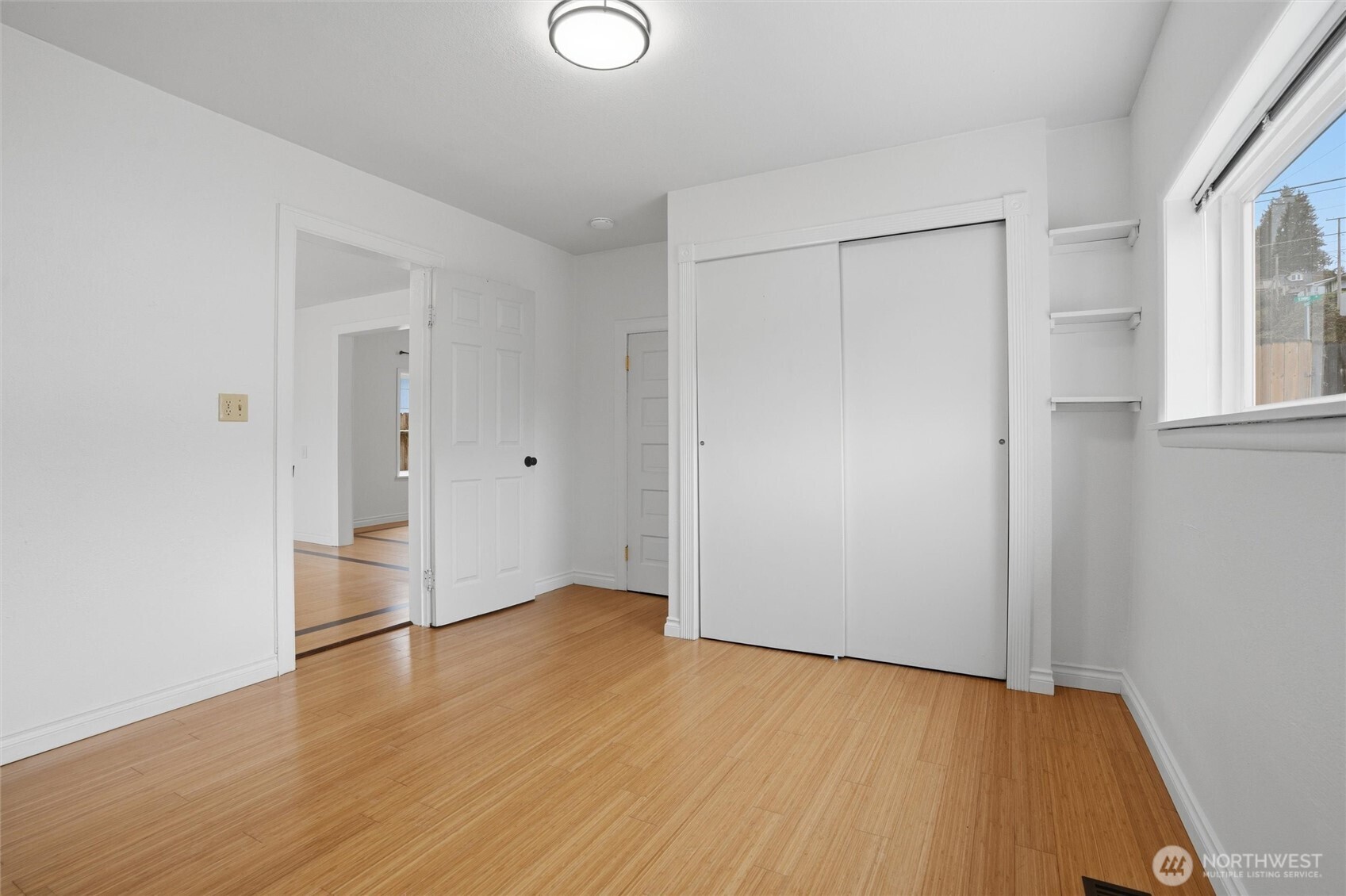 403 S Lafayette Avenue , Bremerton, WA 98312