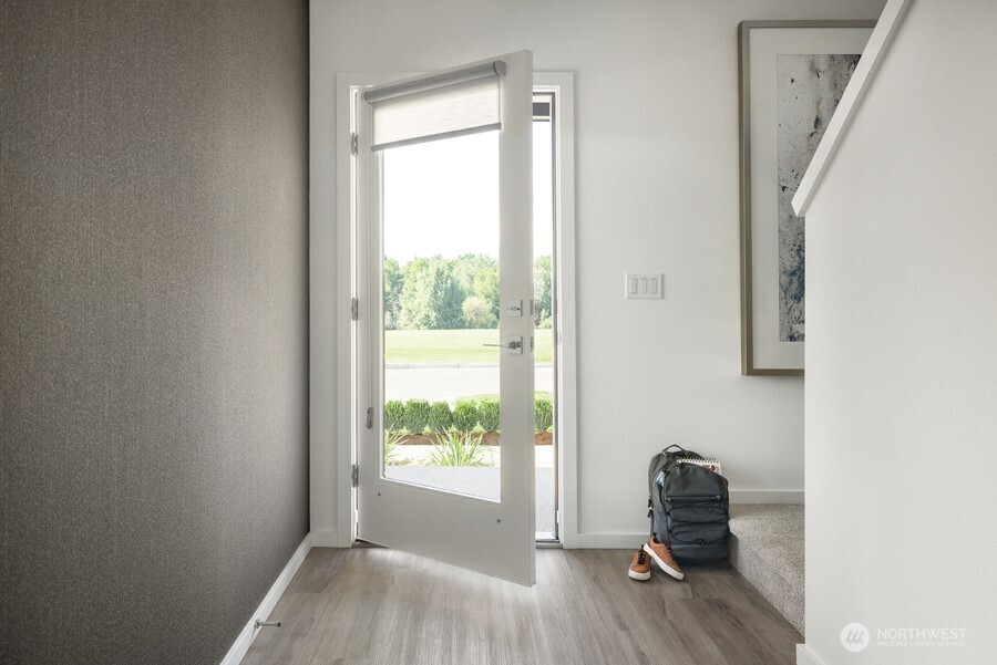 8825 44th Place NE, Marysville, WA 98270