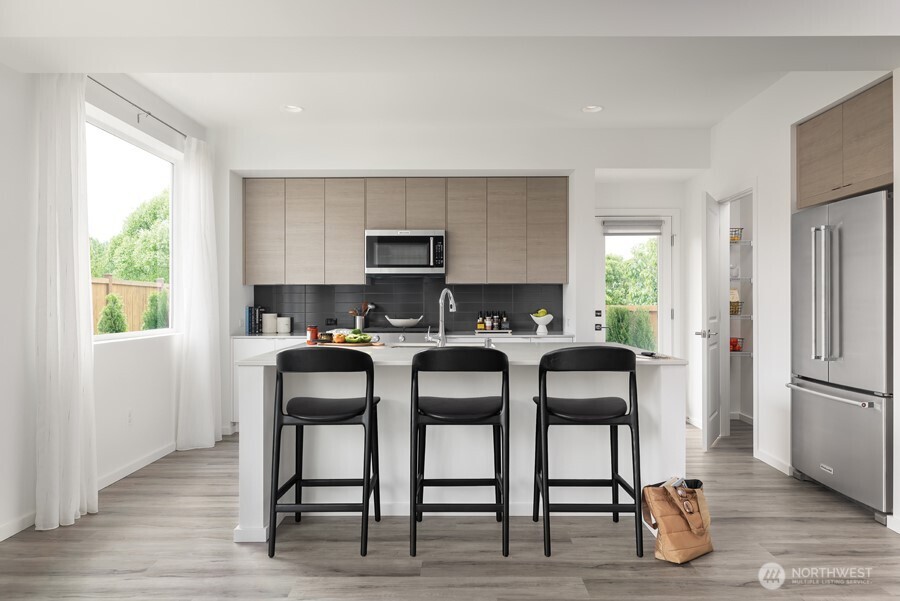 8825 44th Place NE, Marysville, WA 98270