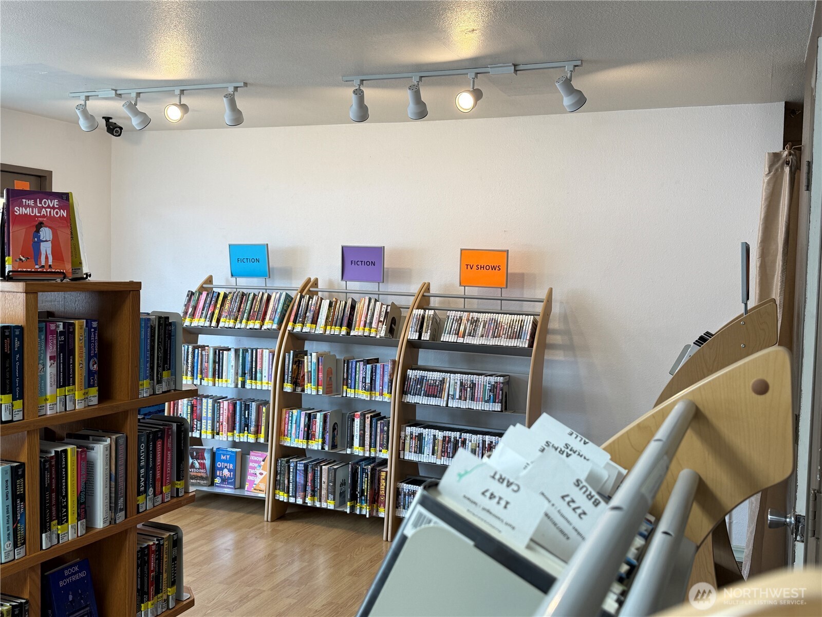 1910 Bay Avenue , Ocean Park, WA 98640