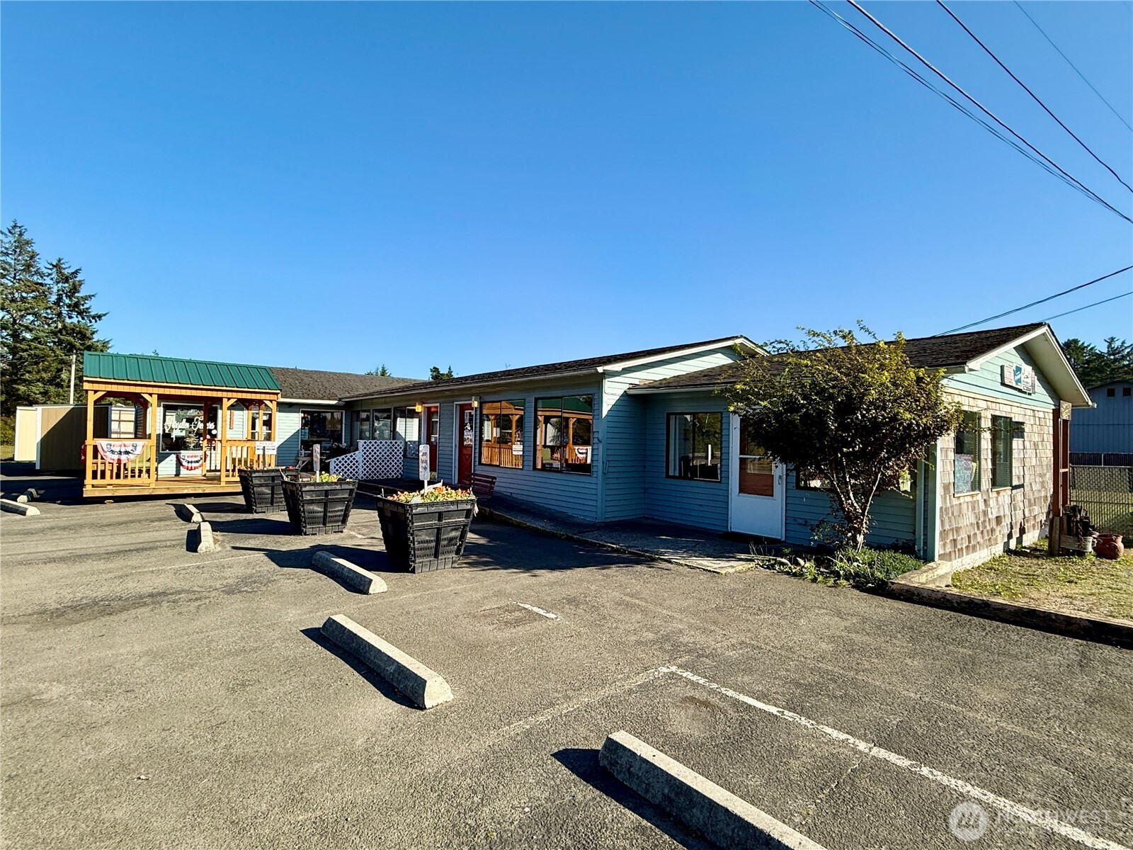 1910 Bay Avenue , Ocean Park, WA 98640