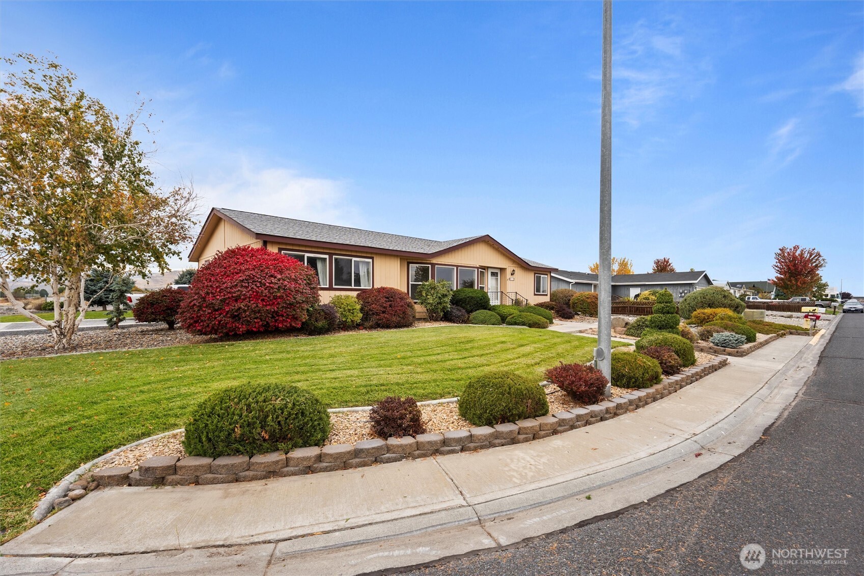 877 J Street SE, Ephrata, WA 98823