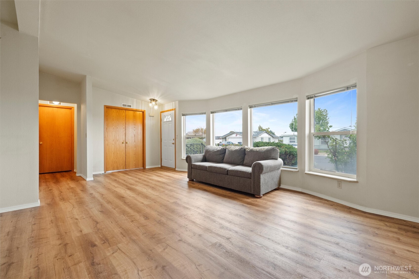 877 J Street SE, Ephrata, WA 98823