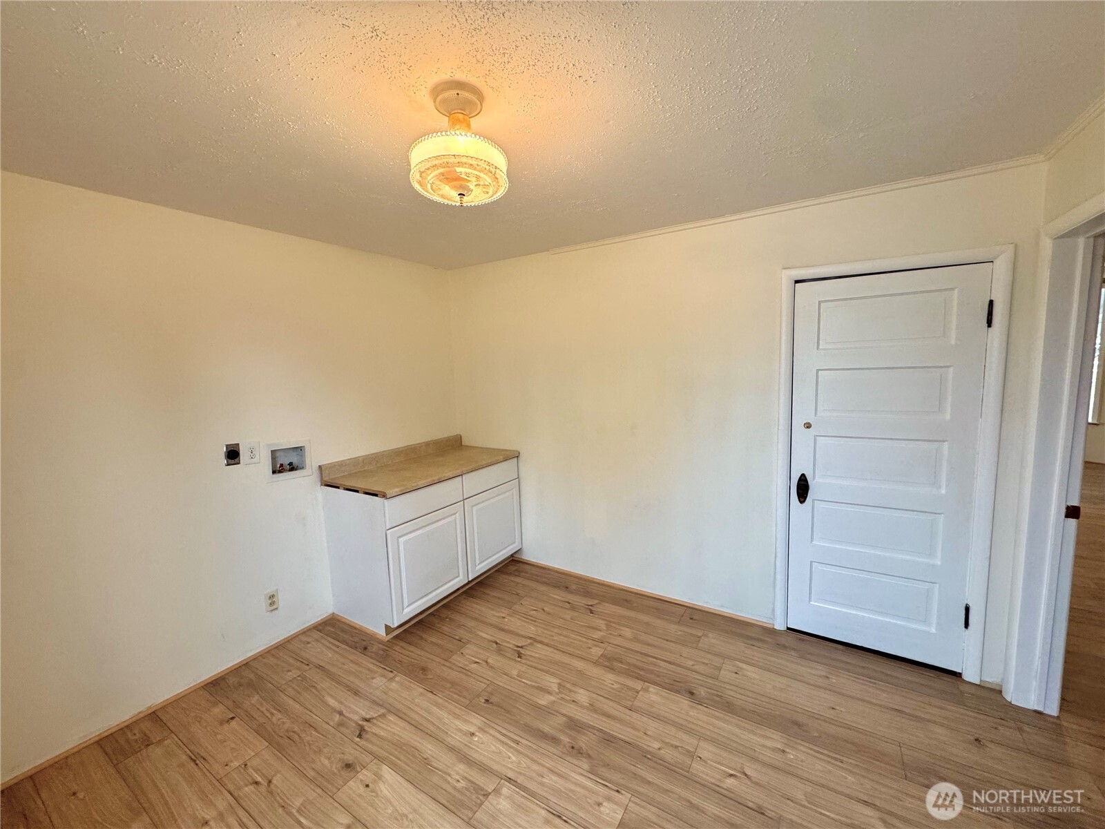 250 W Sixth Street , Waitsburg, WA 99361