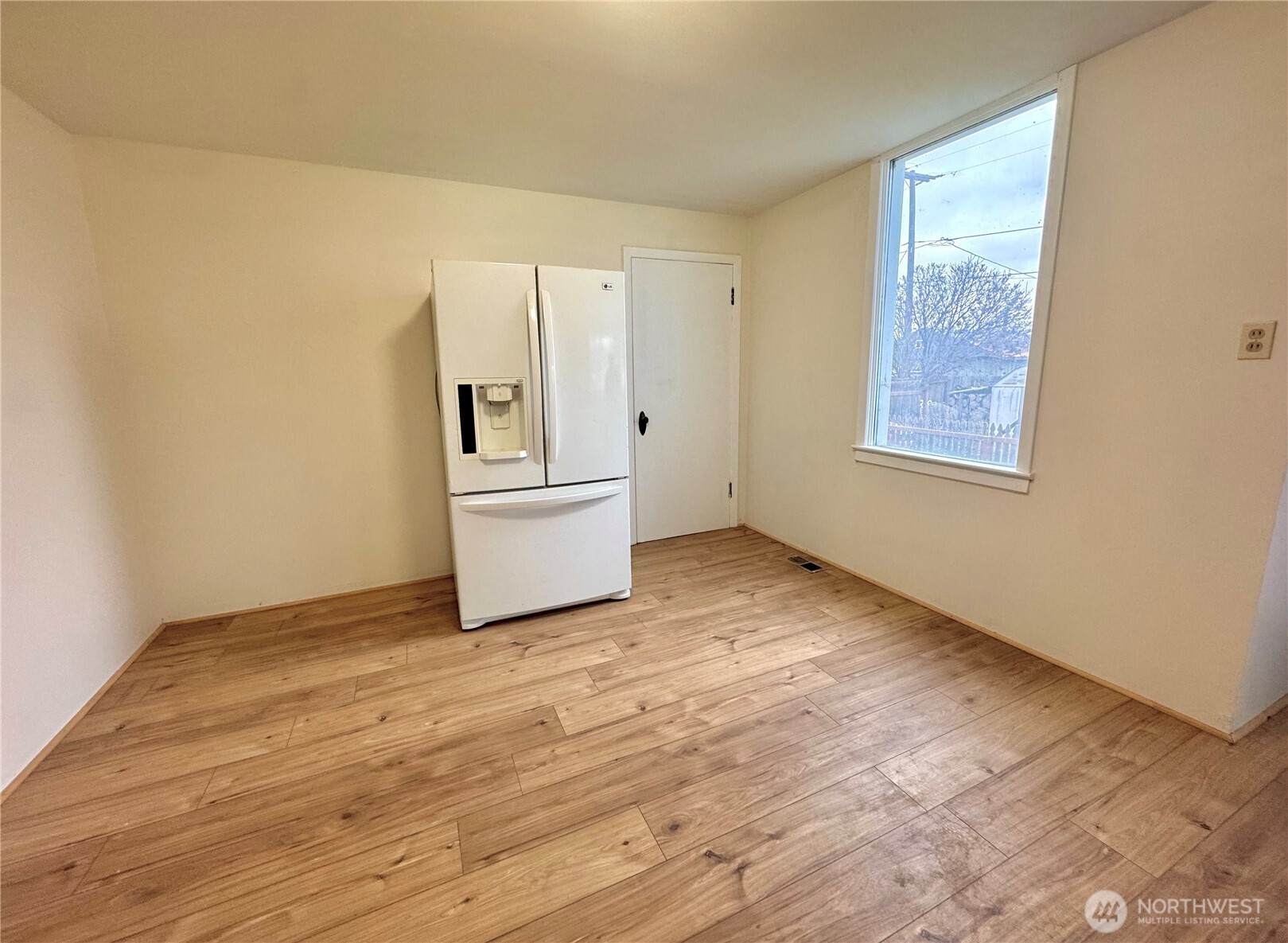 250 W Sixth Street , Waitsburg, WA 99361