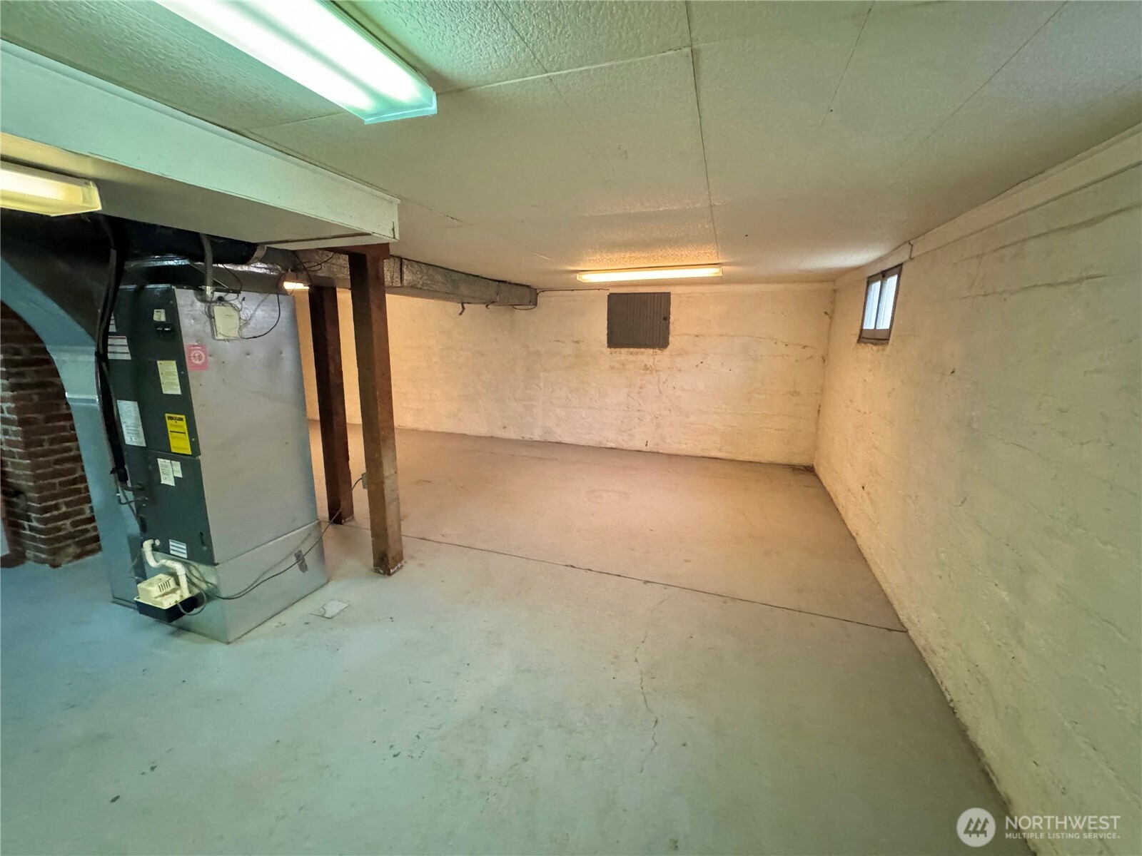 250 W Sixth Street , Waitsburg, WA 99361