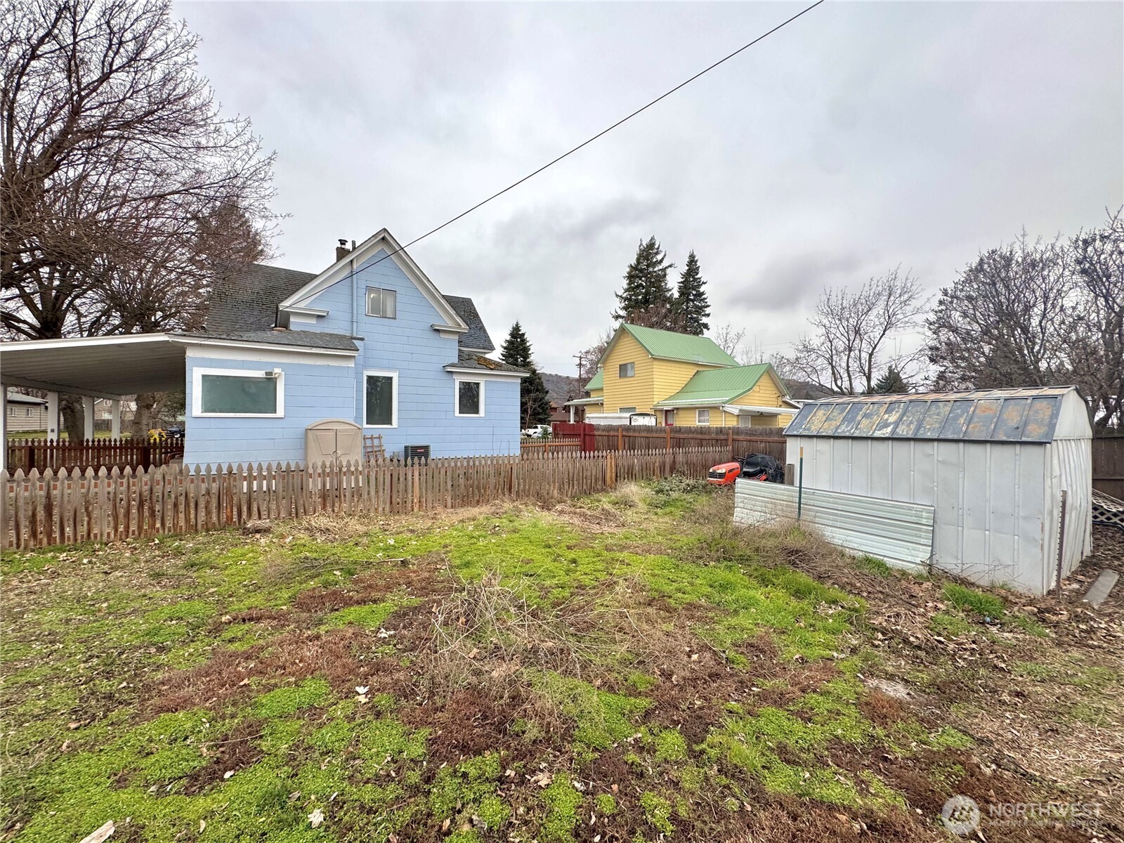 250 W Sixth Street , Waitsburg, WA 99361