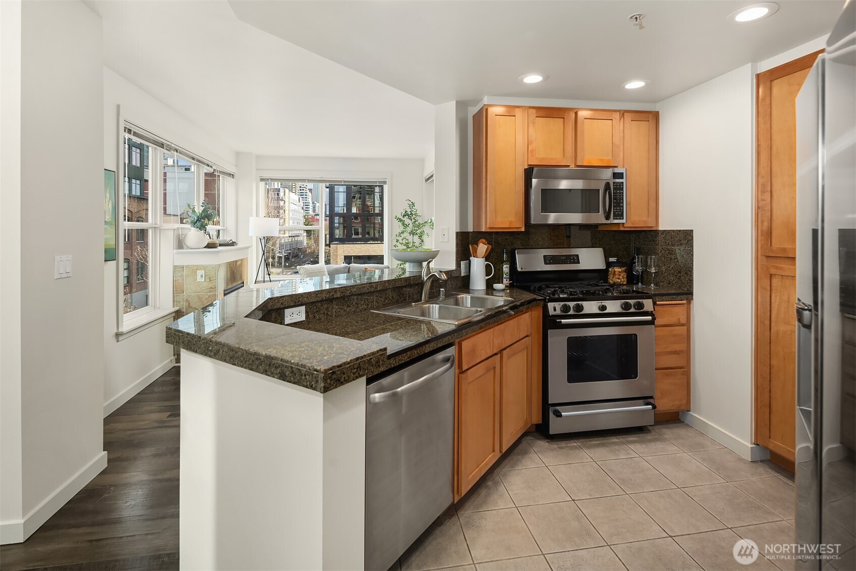 2607 Western Avenue #556, Seattle, WA 98121