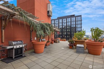 2607 Western Avenue #556, Seattle, WA 98121 - Photo 32