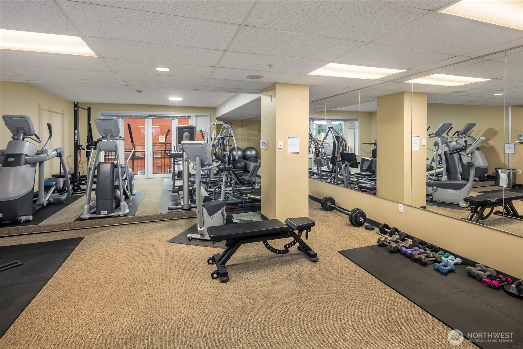 2607 Western Avenue #556, Seattle, WA 98121