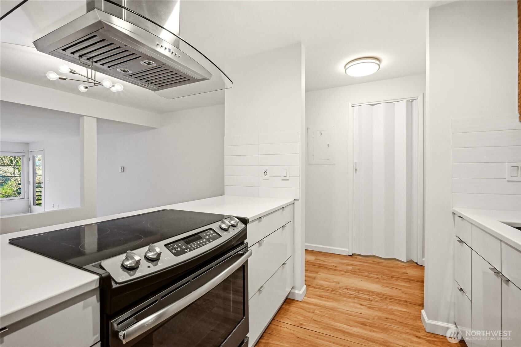 3505 W Government Way #206, Seattle, WA 98199