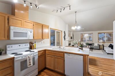 17512 17th Avenue E, Spanaway, WA 98387 - Photo 11