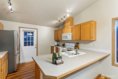 17512 17th Avenue E, Spanaway, WA 98387 - Photo 9