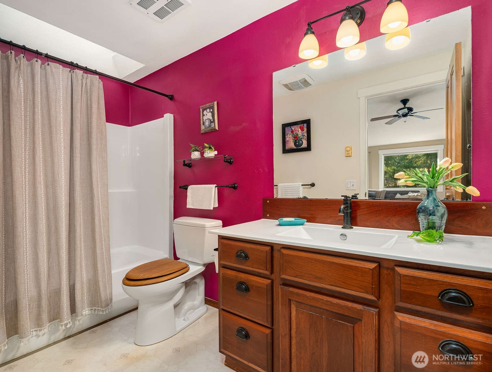 10519 SW 188th Street , Vashon, WA 98070